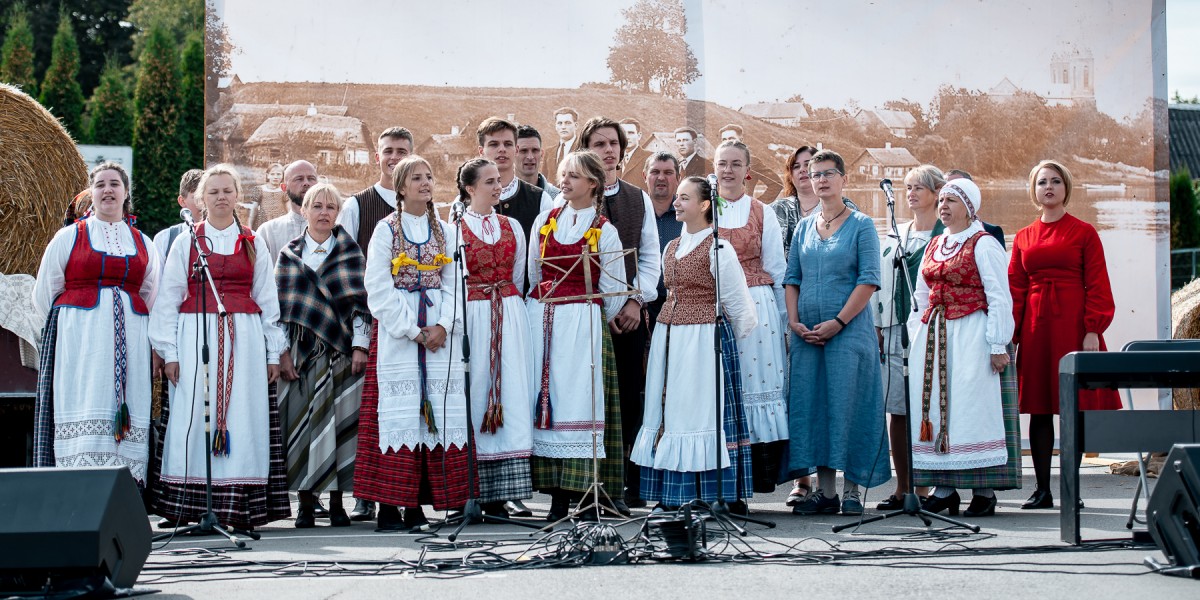 IX Tradicinių amatų ir folkloro šventė